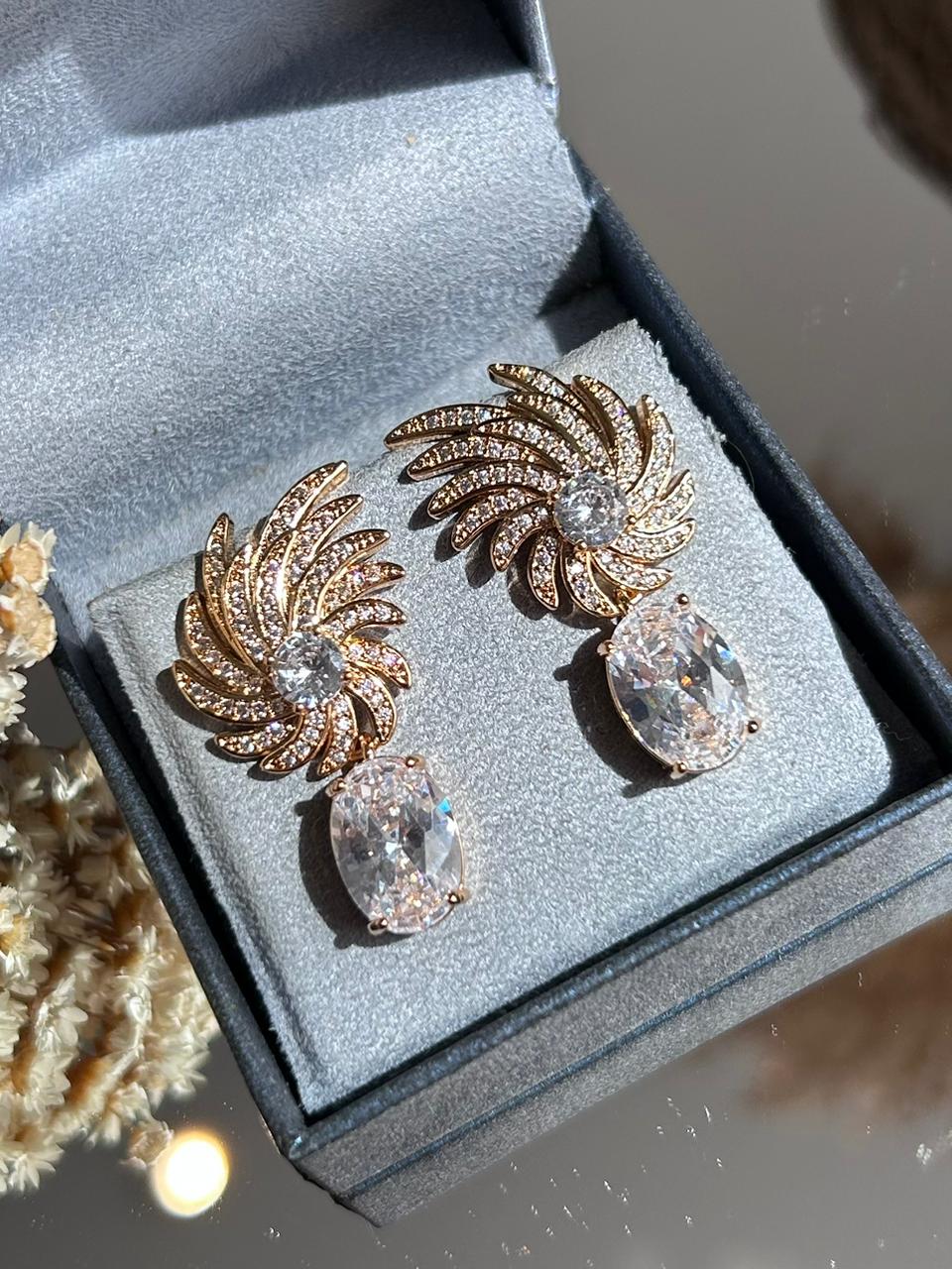 Brinco Gal Pedra Oval Dourado