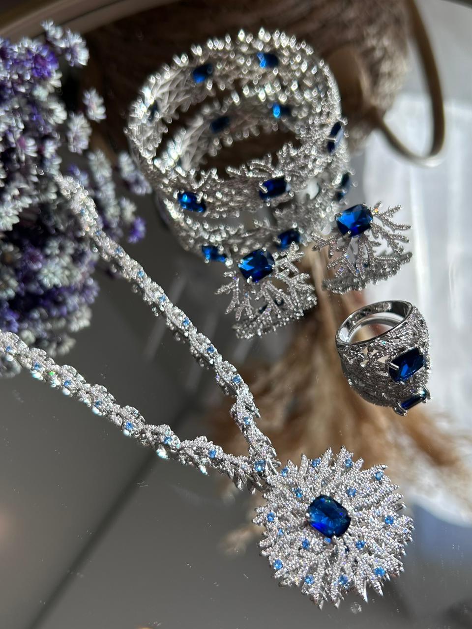 Conjunto Brinco e Colar Silvia Inspired