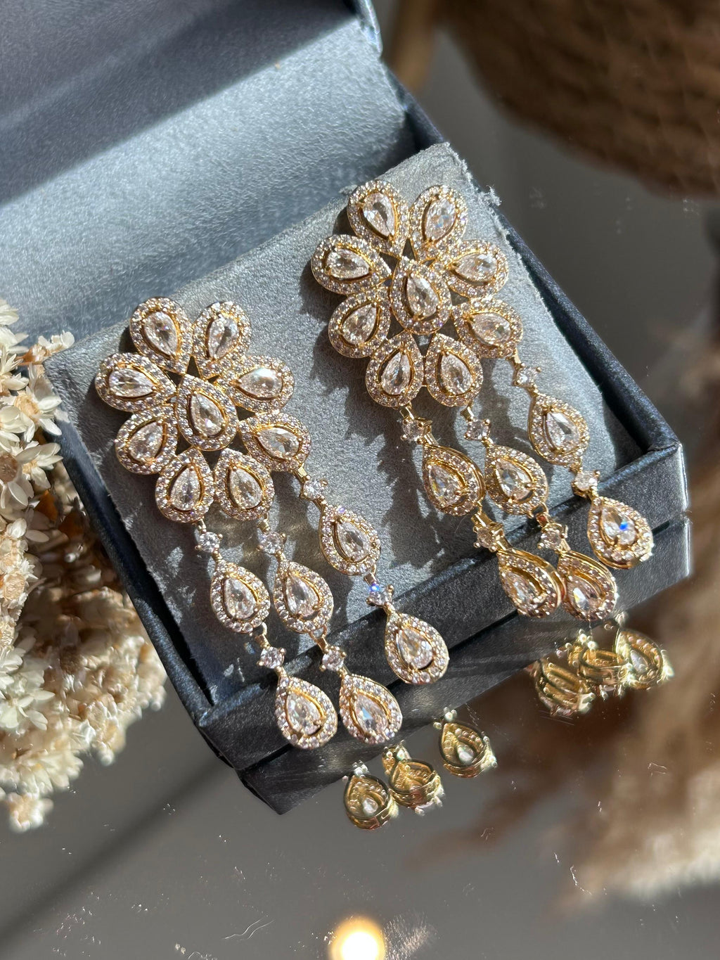 Brinco Elisa Dourado