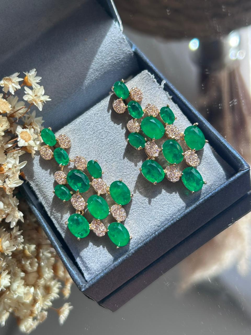 Brinco Romena Verde Esmeralda
