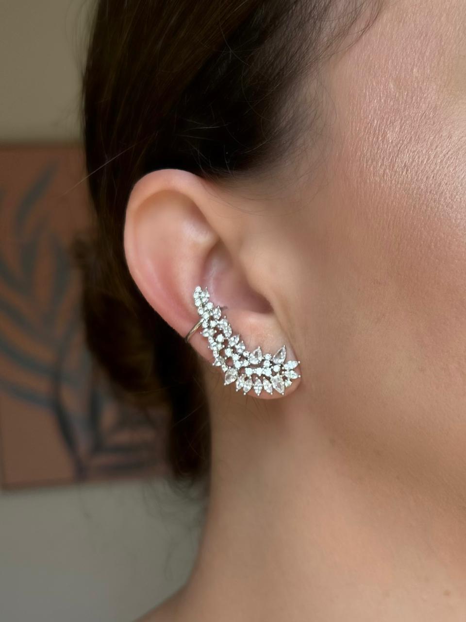 Brinco EarCuff Navetes e Gotas