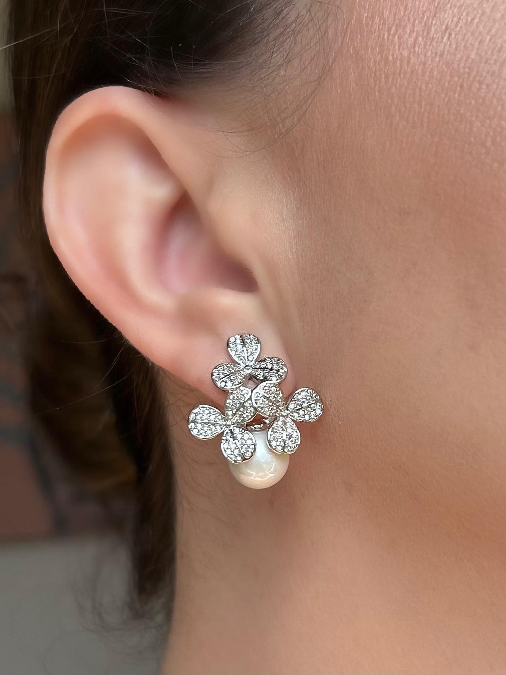 Brinco 3 Flores e Pérola