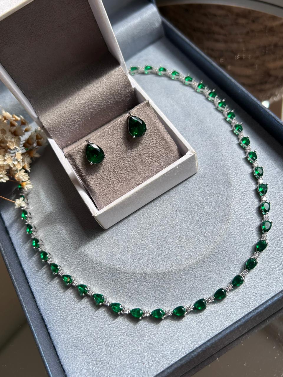 Conjunto Brinco e Colar Riviera Mesclado Verde Esmeralda