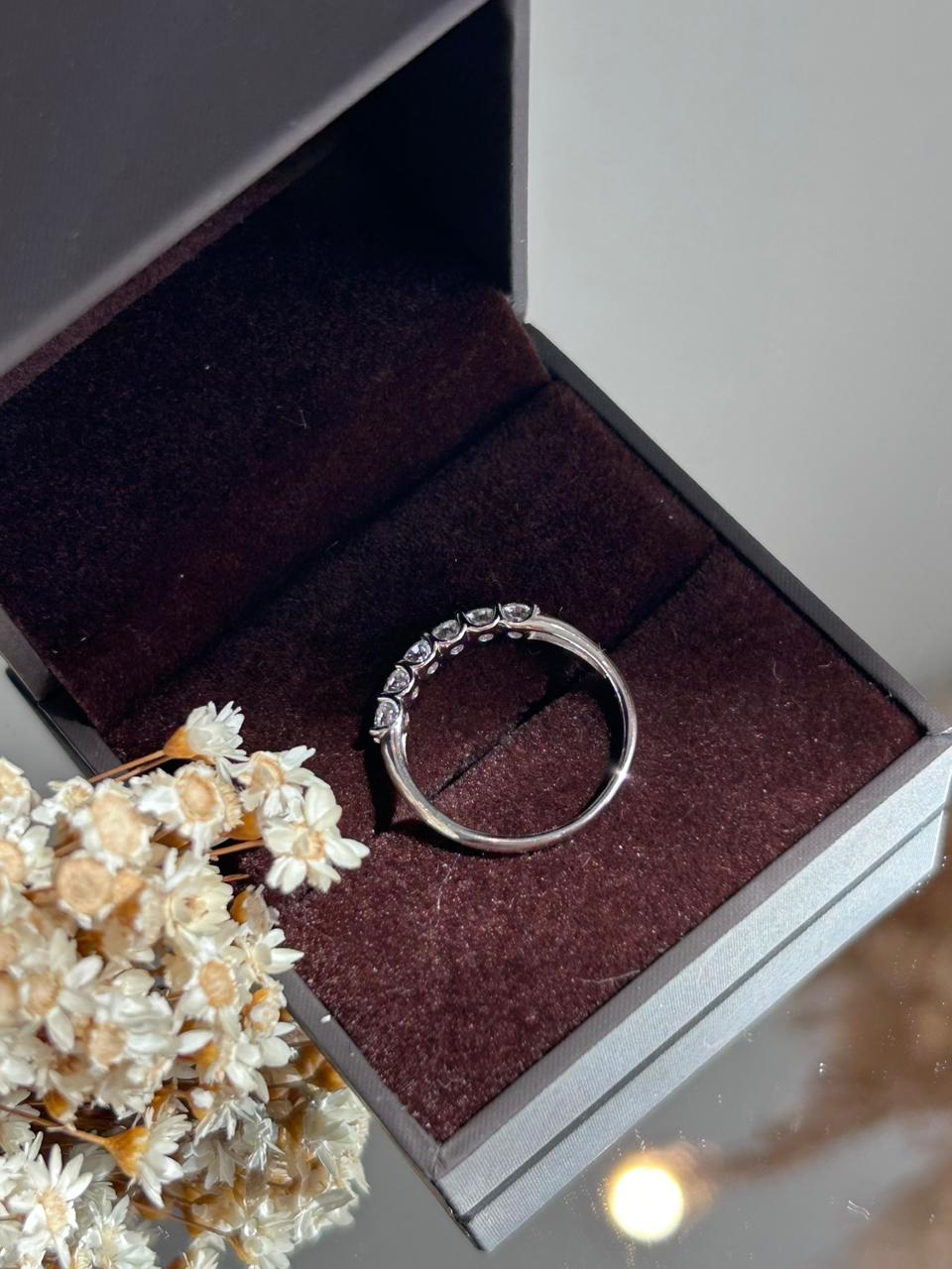 Meia Aliança Moissanite 3mm 0.6ct