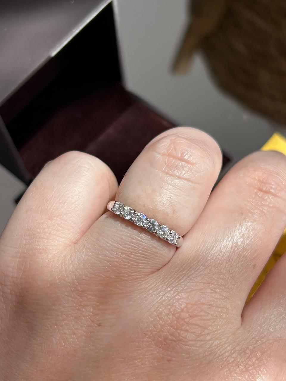 Meia Aliança Moissanite 3mm 0.6ct