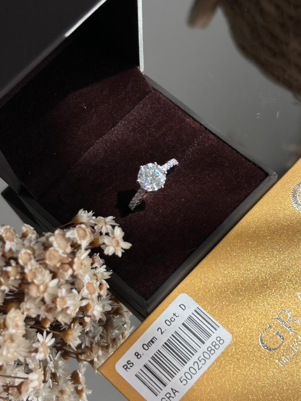 Anel Solitário 8mm 2ct