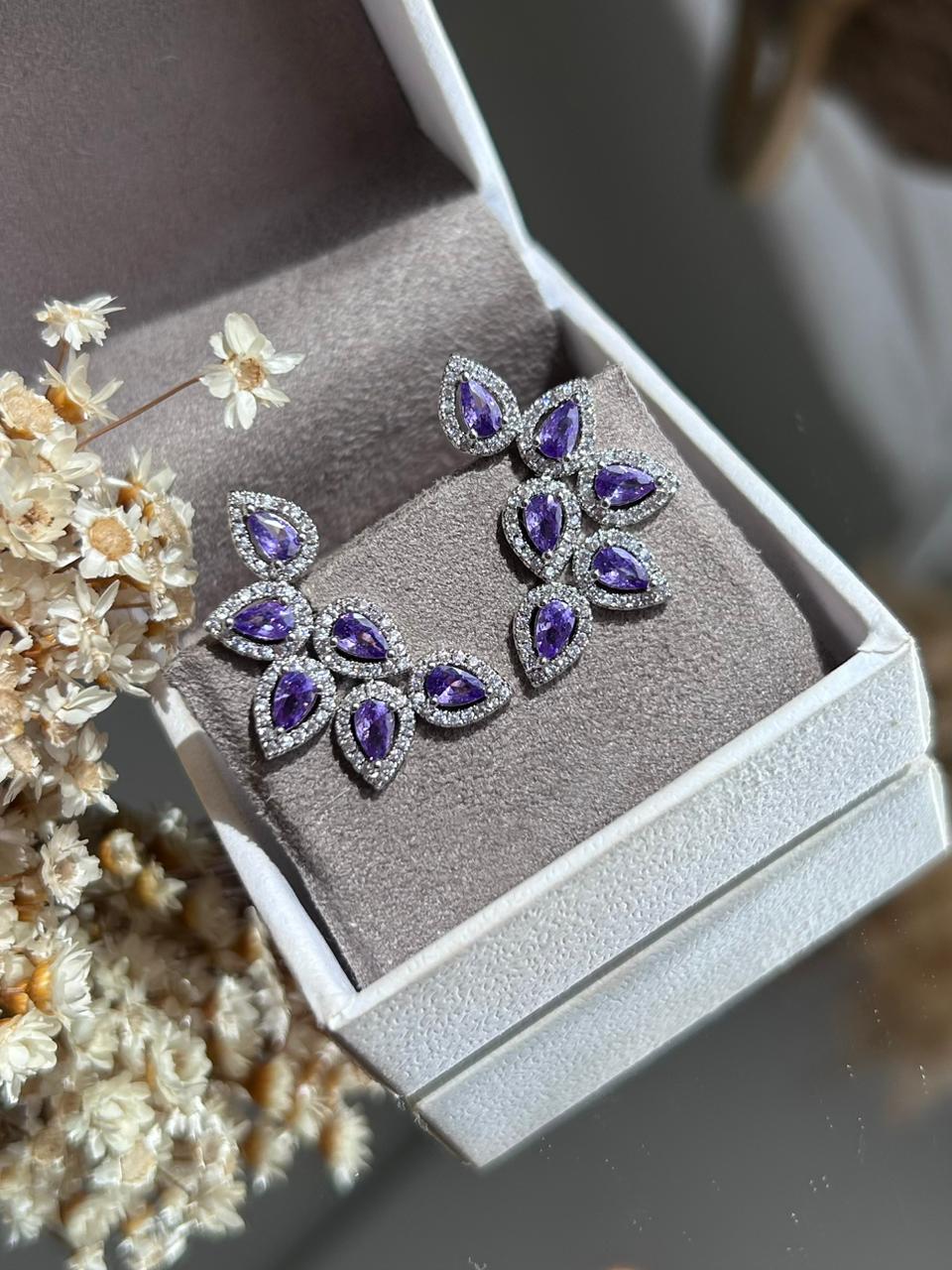 Brinco EarCuff Folhas Ametista