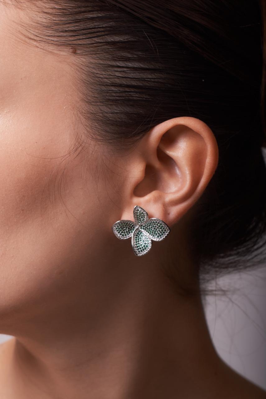 Brinco Lírio Verde Esmeralda