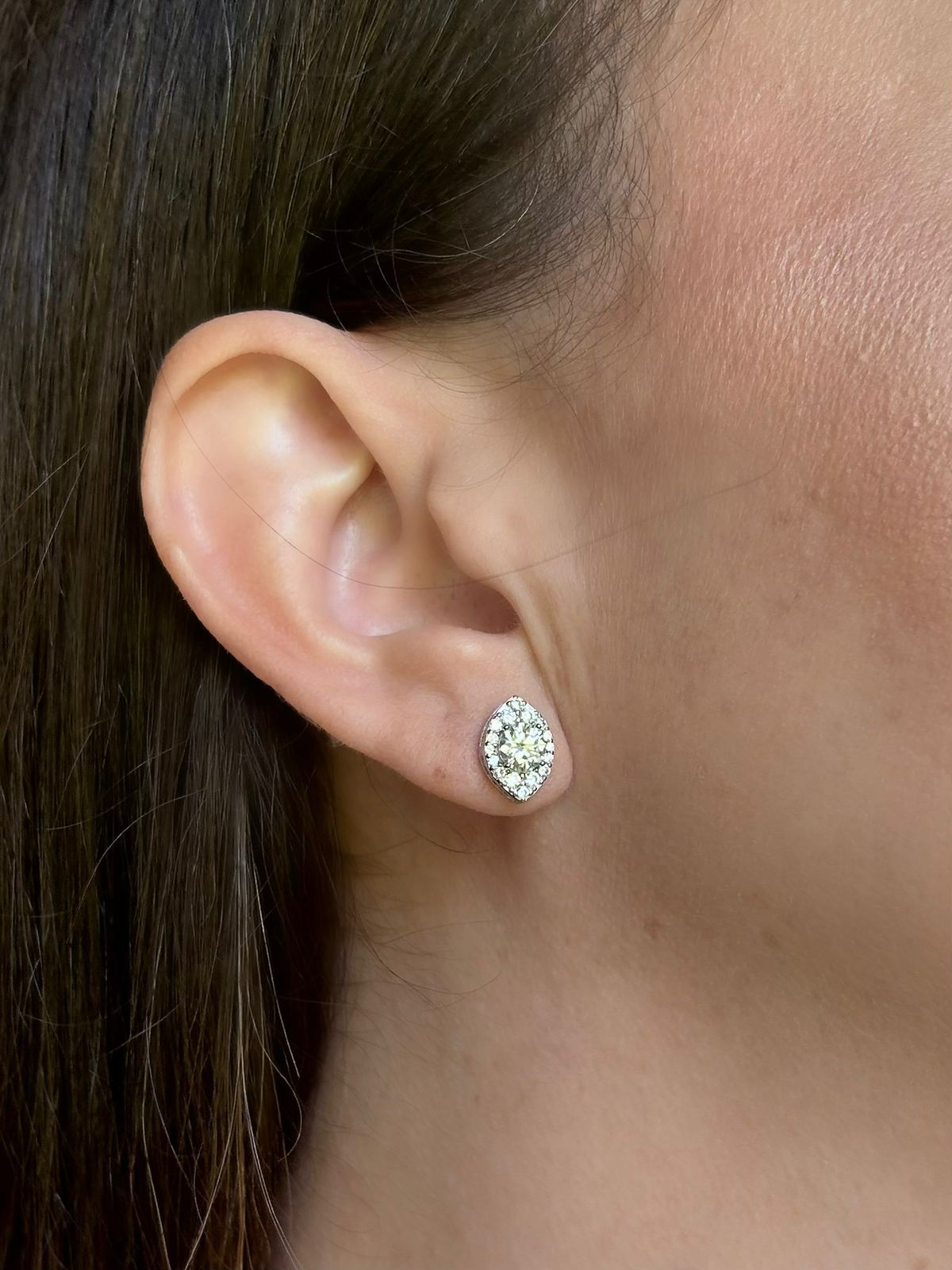 Brinco Navete Moissanite 5mm 0,5ct