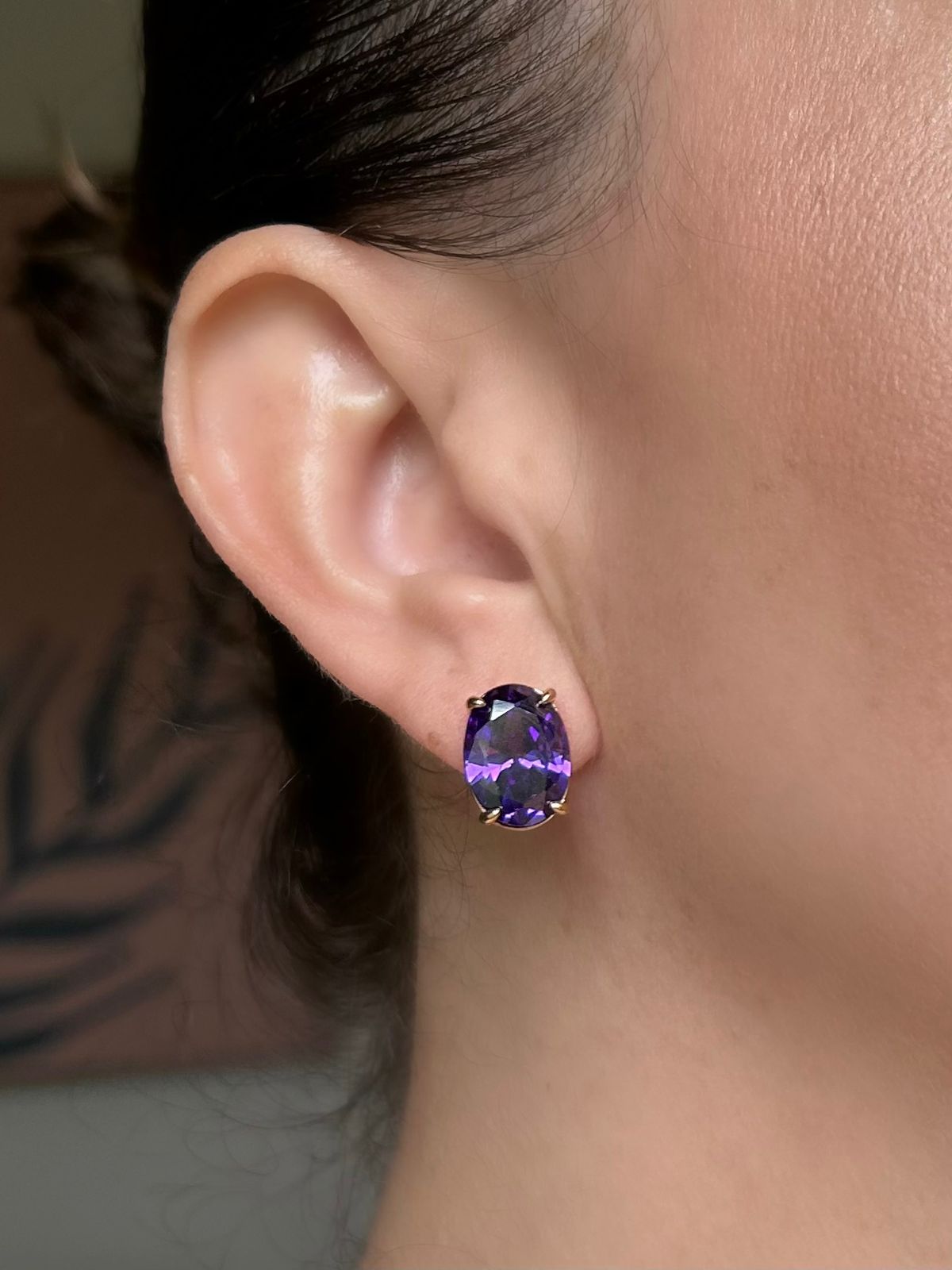 Brinco Solitário Ametista G