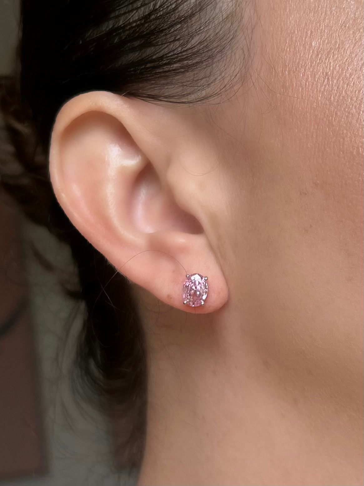 Brinco Solitário Oval Kunzita P