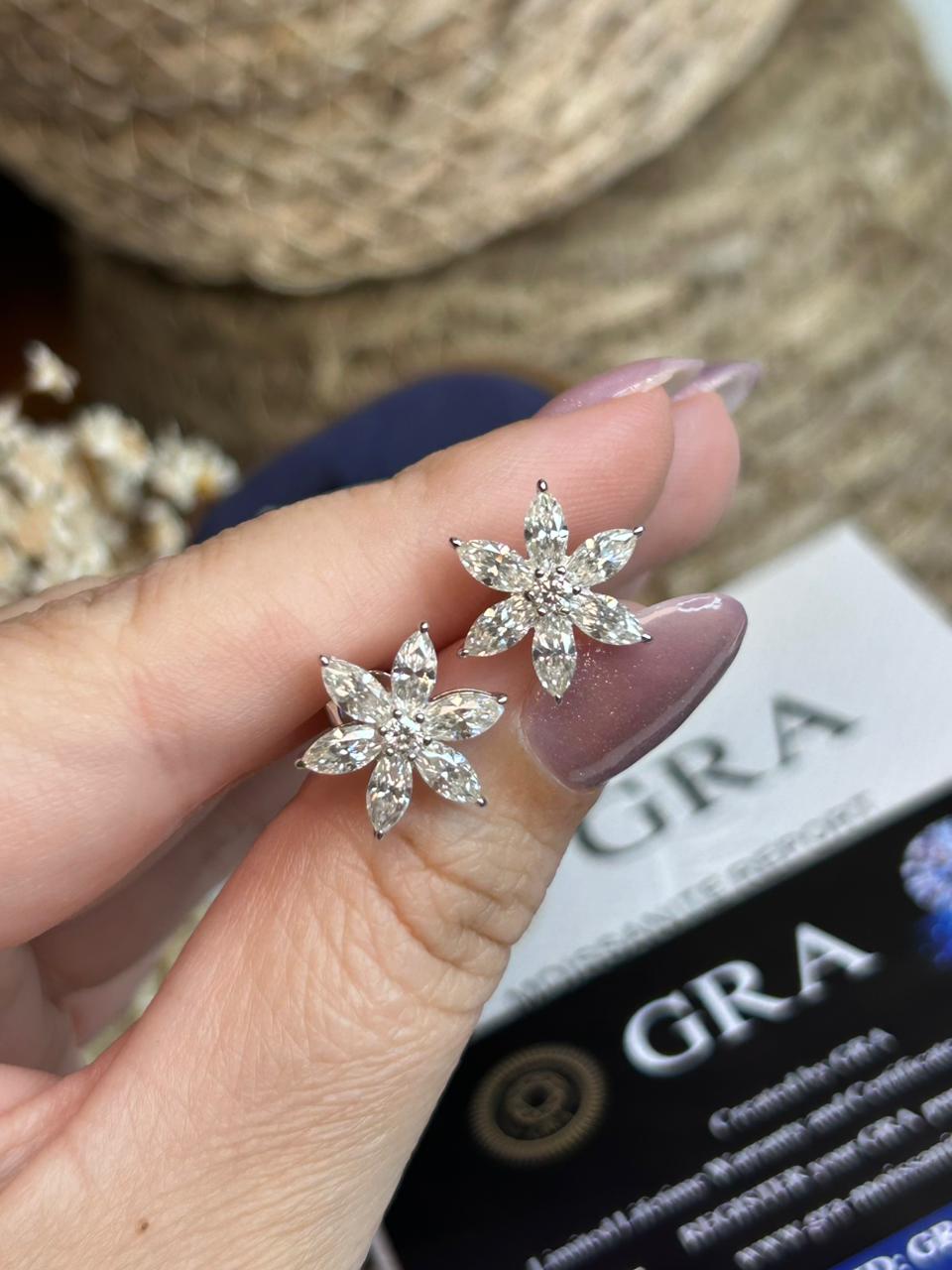 Brinco Marquise Cut 3.74ct Moissanite