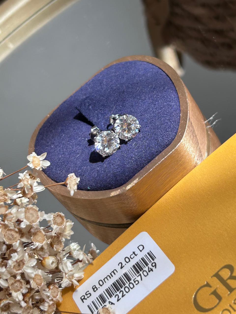 Brinco Solitário 8mm 2,0ct Moissanite