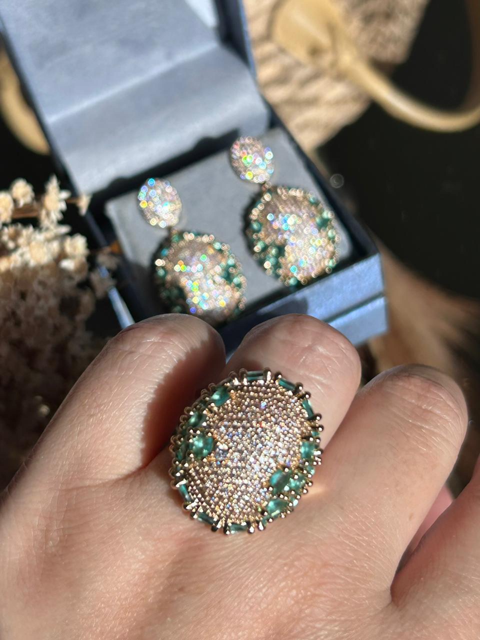 Conjunto Brinco e Anel Oval Detalhes Turmalina