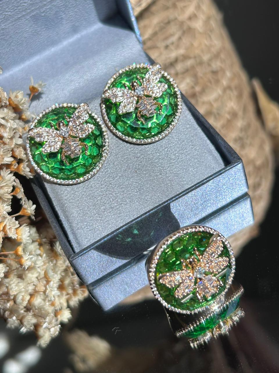Conjunto Brinco e Anel Vespa Cristal Verde