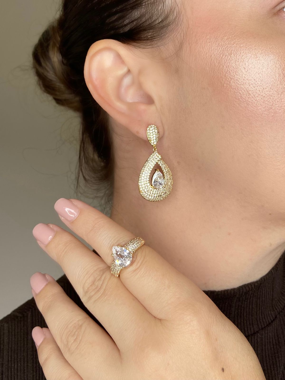 Anel Luxo Gota Dourado