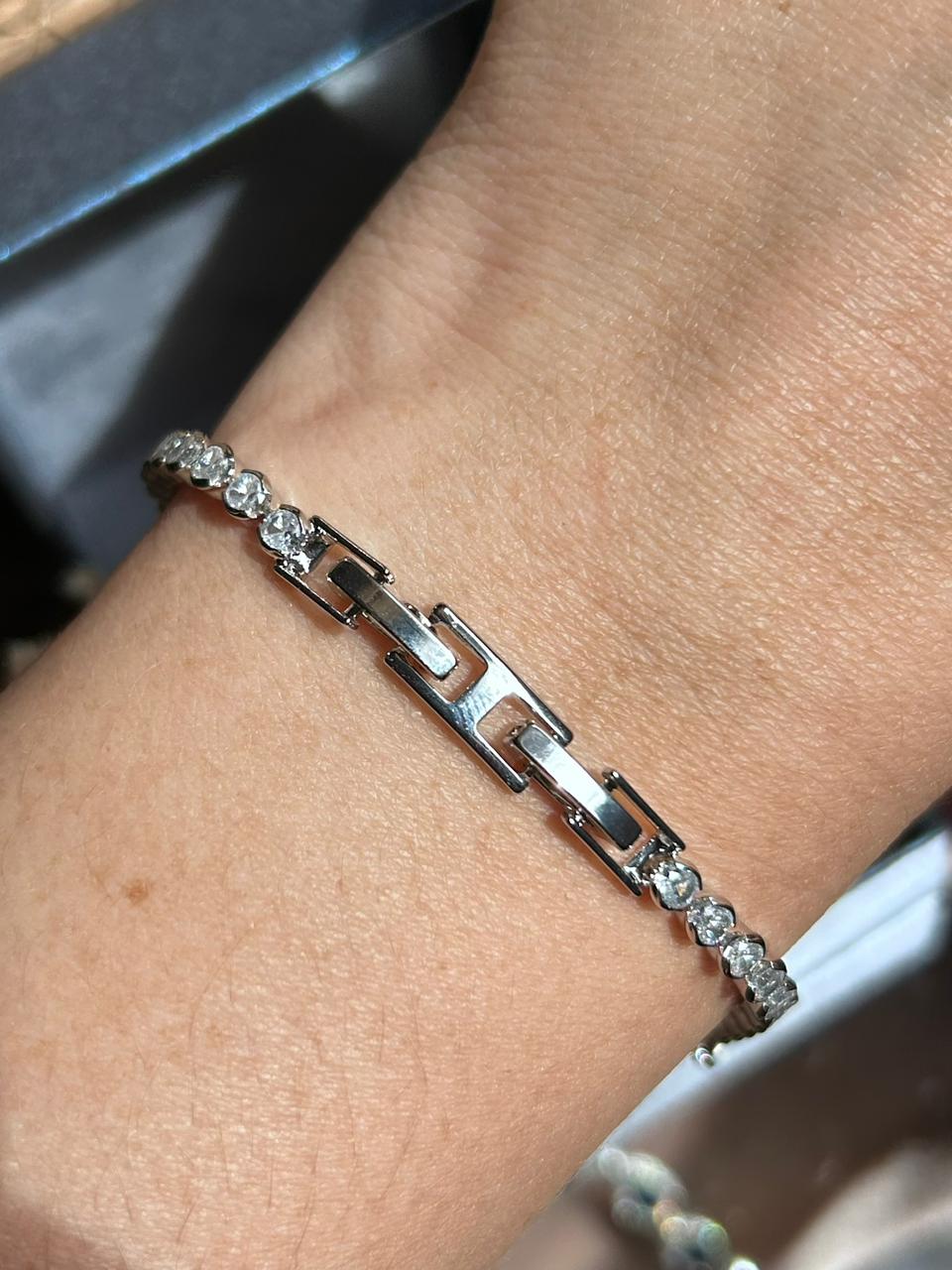 Pulseira Gota Azul Safira
