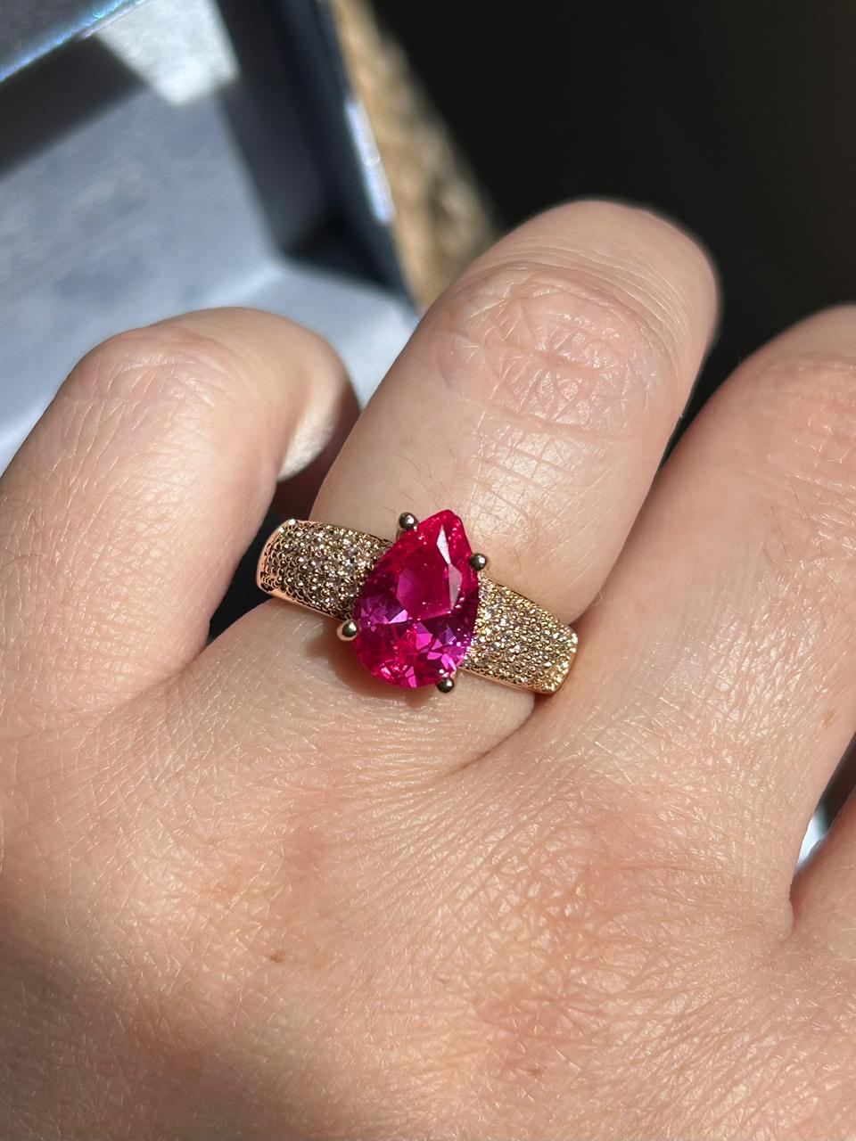 Anel Luxo Gota Safira Rosa/Pink Dourado
