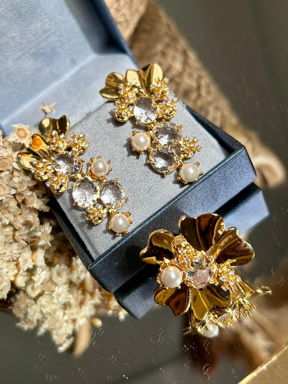 Conjunto Brinco e Anel Flora Pérola