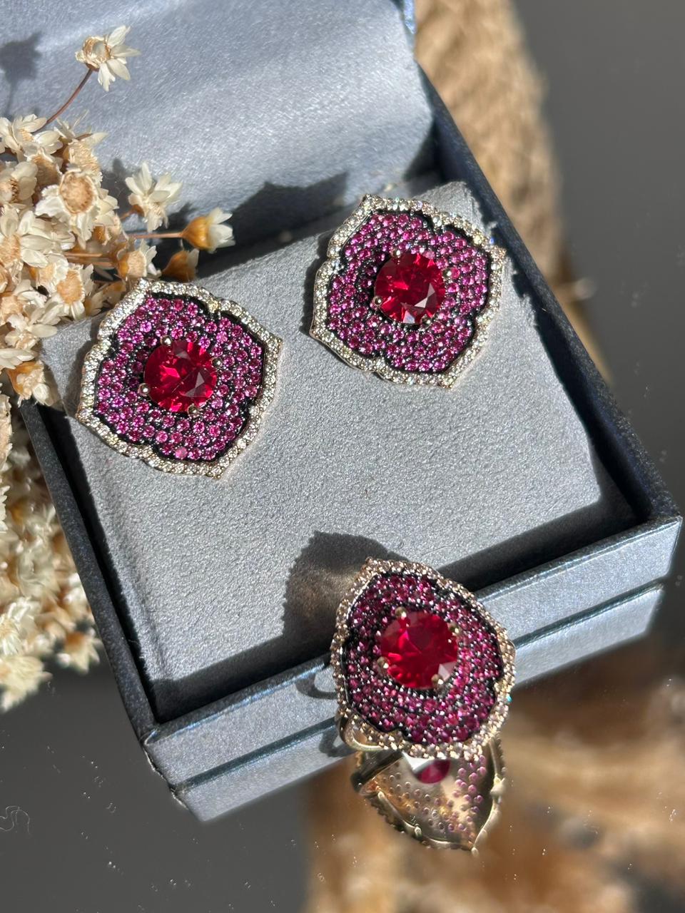 Conjunto Brinco e Anel Rubi e Pink