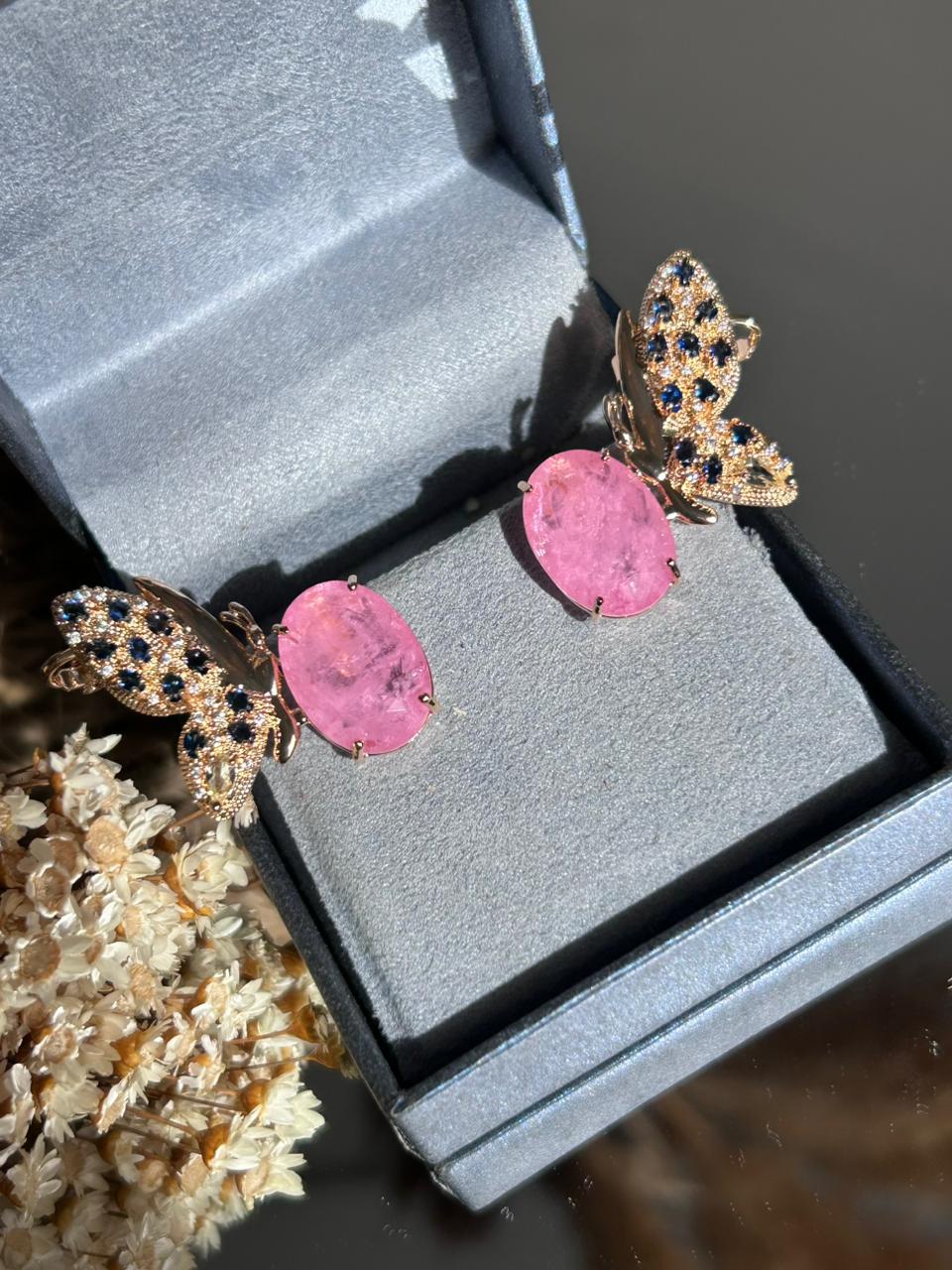 Brinco Earcuff Borboleta Rosa
