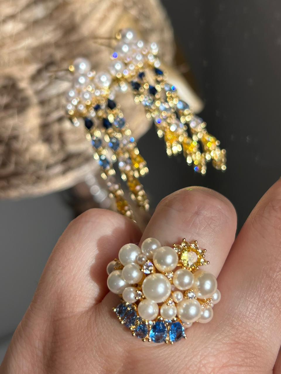 Conjunto Brinco e Anel Pérola Pedras Azuis e Fancy Yellow