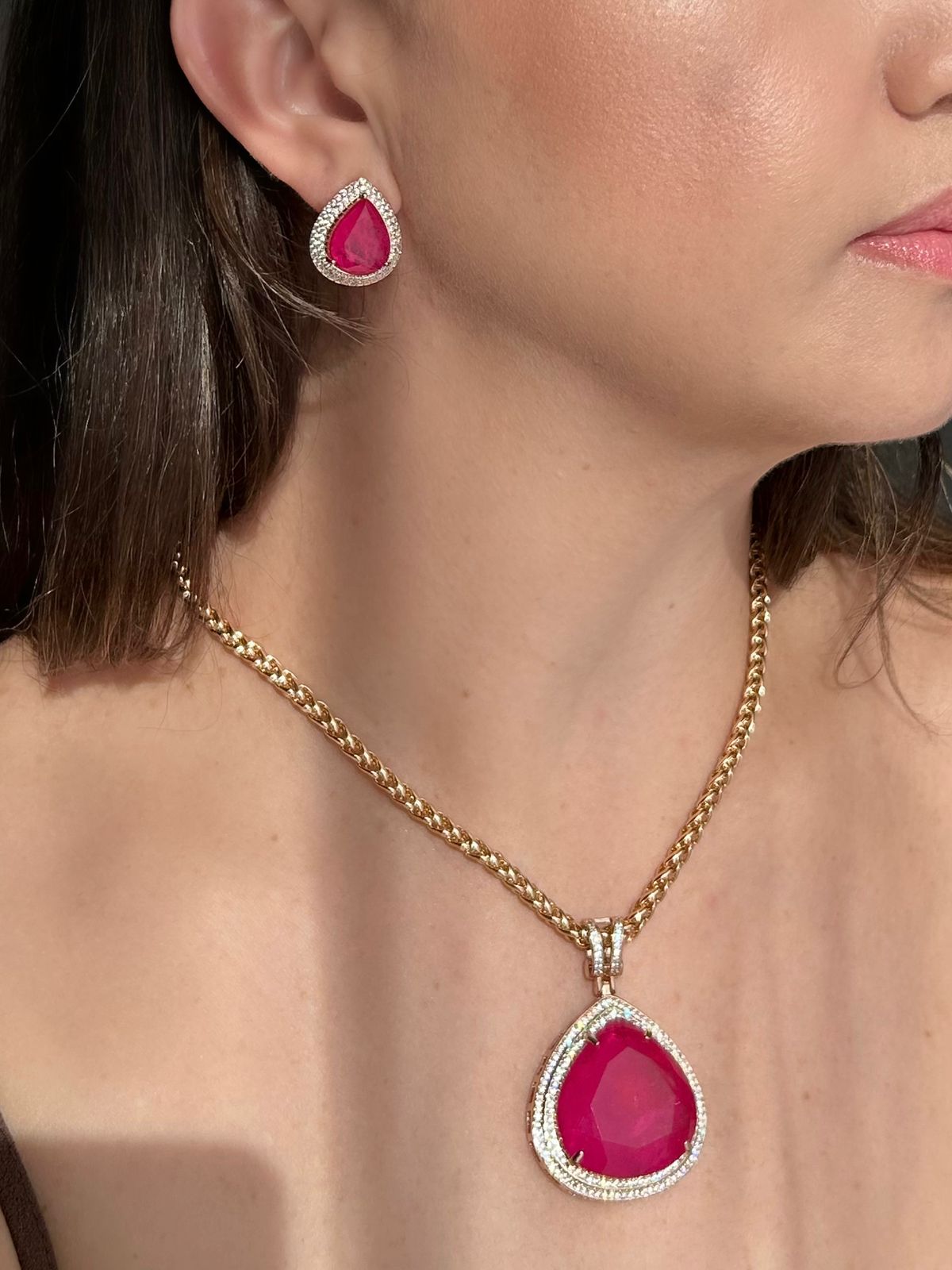 Conjunto Brinco e Colar Maxi Gota Pink