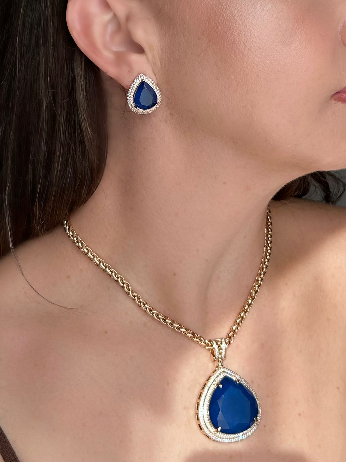 Conjunto Brinco e Colar Maxi Gota Azul Safira