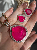 Conjunto Brinco e Colar Maxi Gota Pink