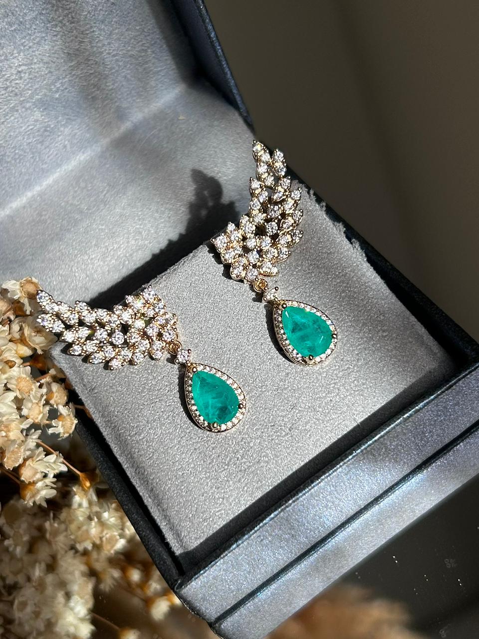 EarCuff Kate Turmalina Dourado