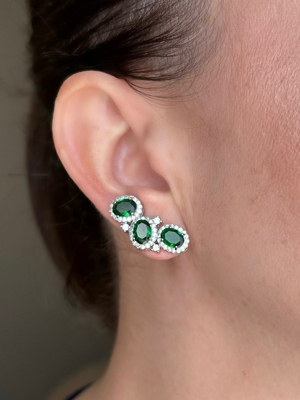 EarCuff Nina Verde Esmeralda Dourado