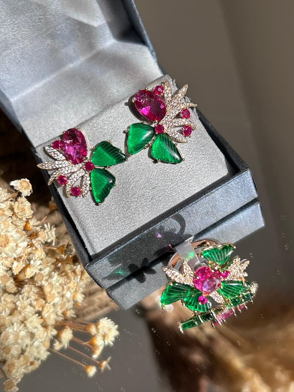 Conjunto Brinco e Anel Carla P Verde e Pink Dourado