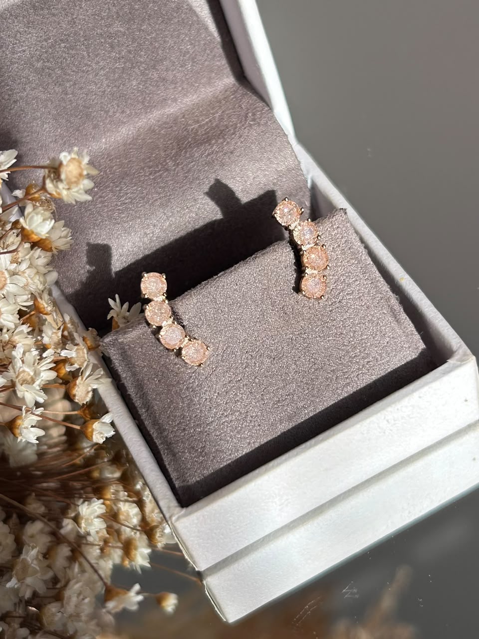 Brinco Mini EarCuff Shine Champagne Dourado