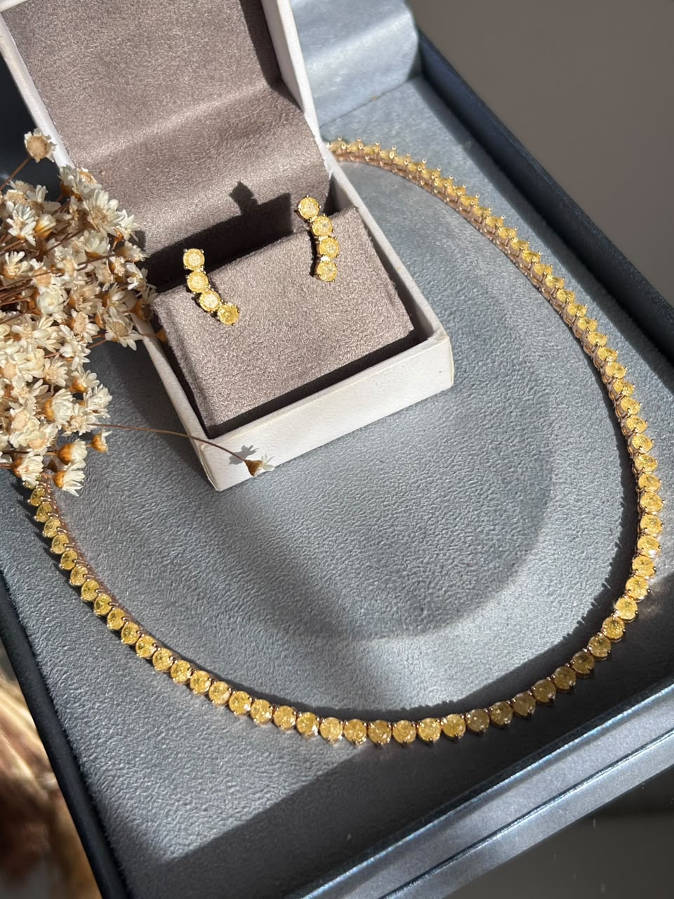 Colar Riviera Shine Fancy Yellow Dourada