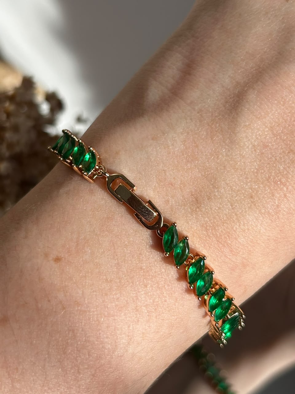 Pulseira Navetes Verde Esmeralda Dourada