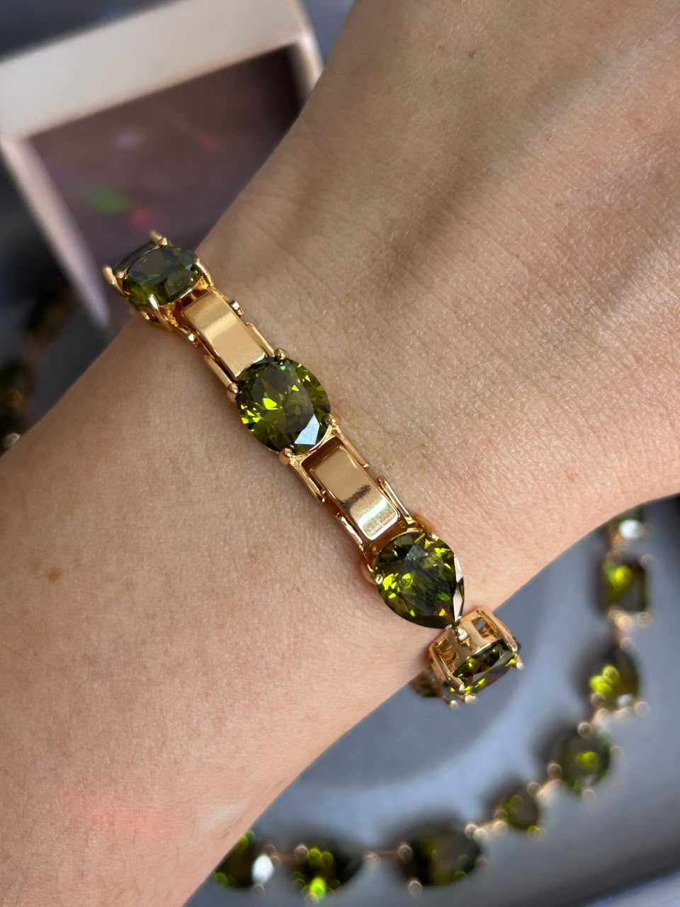 Brinco Shapes Verde Peridoto