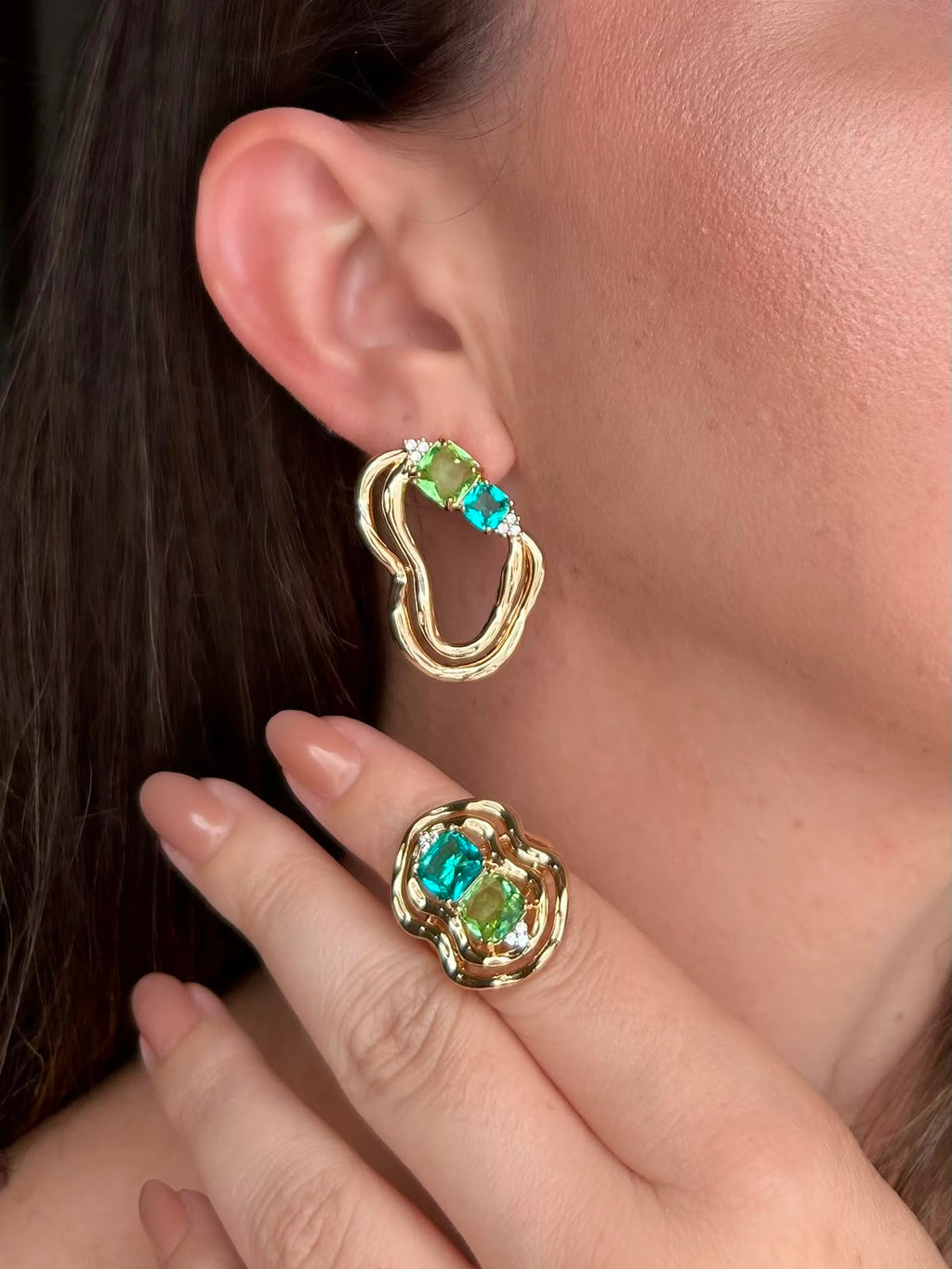 Conjunto Brinco e Anel Orgânico Verde