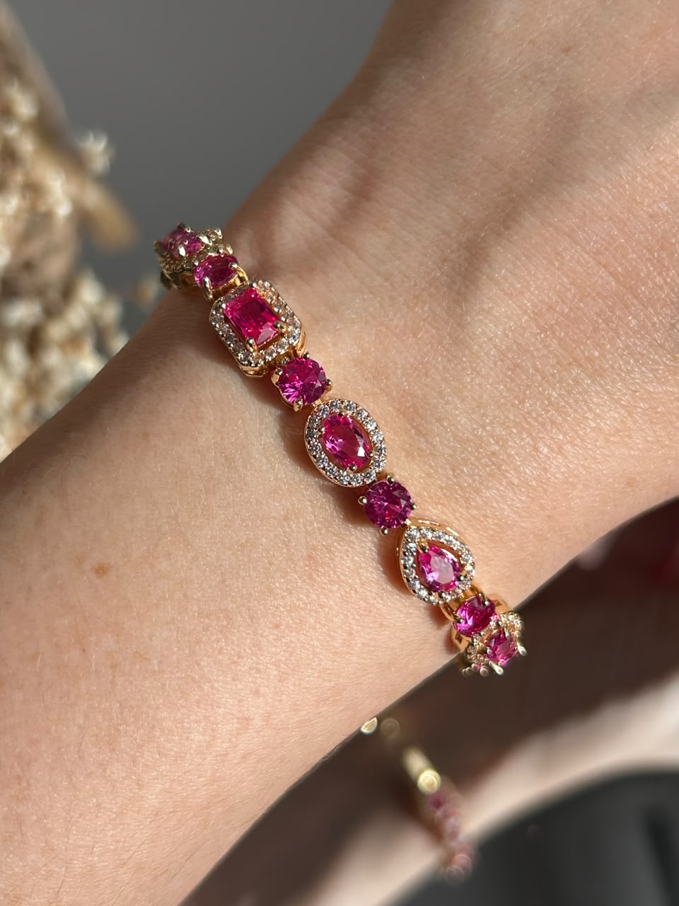 Pulseira Riviera Nina Safira Rosa Dourada