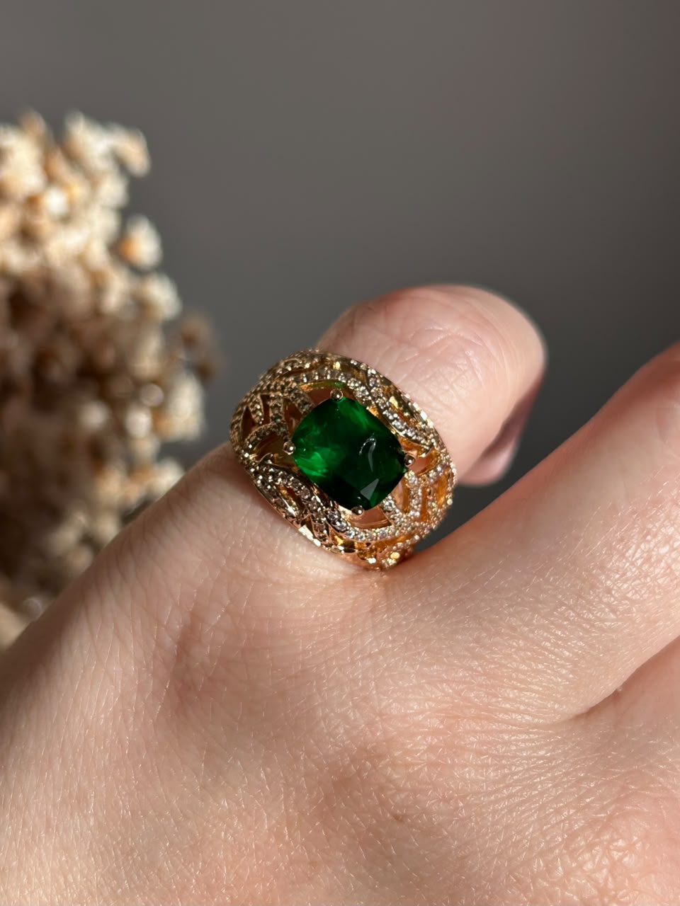 Anel Silvia Verde Esmeralda Inspired