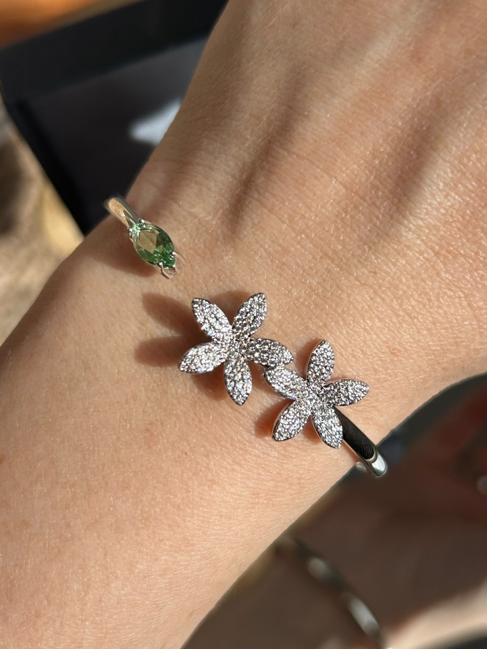 Bracelete Multi Flores Cristal Verde