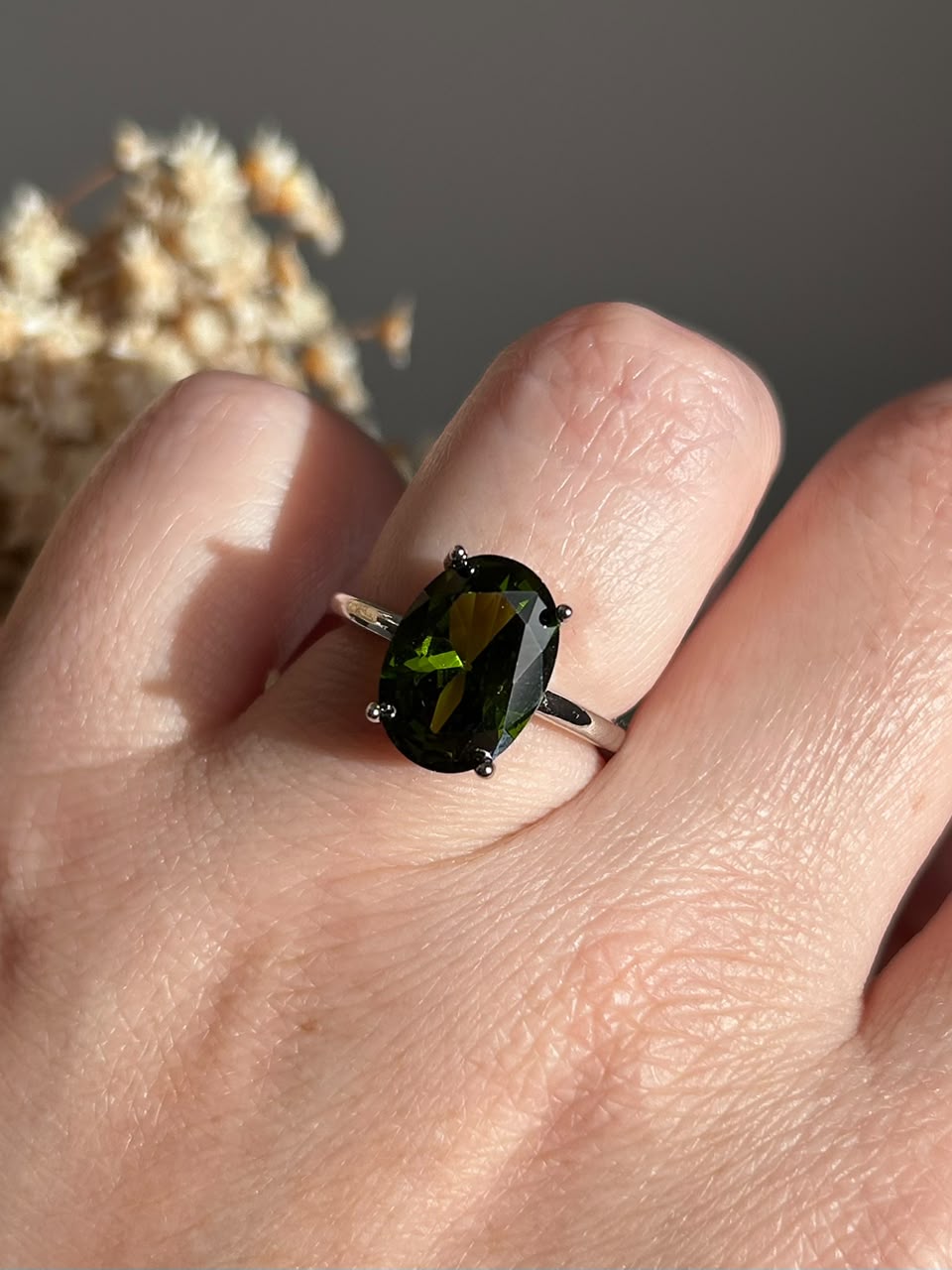 Anel Pedra Oval Verde Peridoto Ajustável