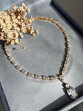 Colar Gravata Pedra Retangular Dourado