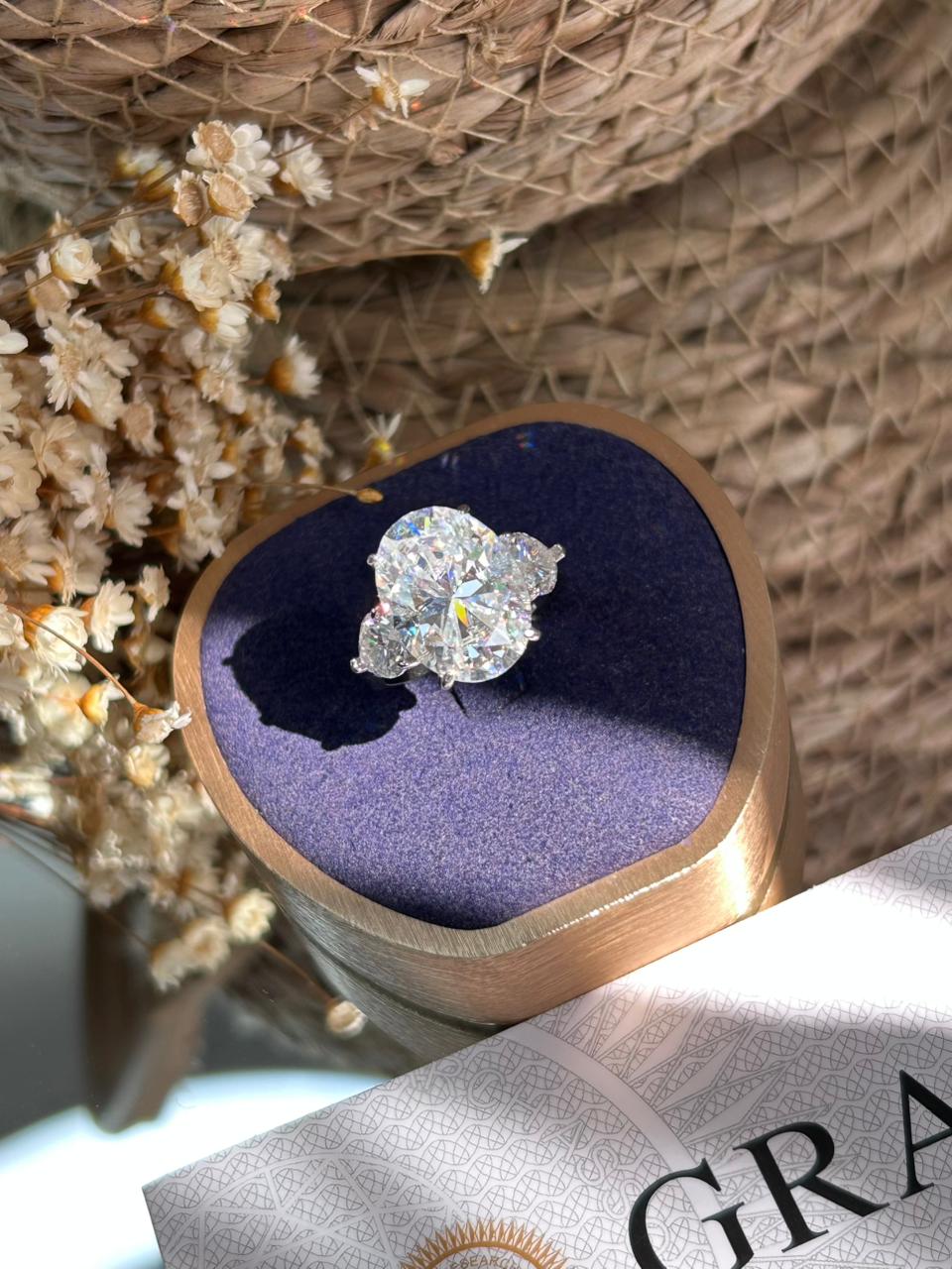 Anel Solitário Oval 12x16 Moissanite