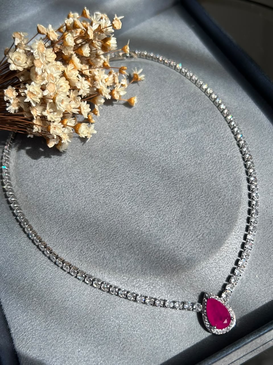 Colar Riviera Pedra Gota Pink