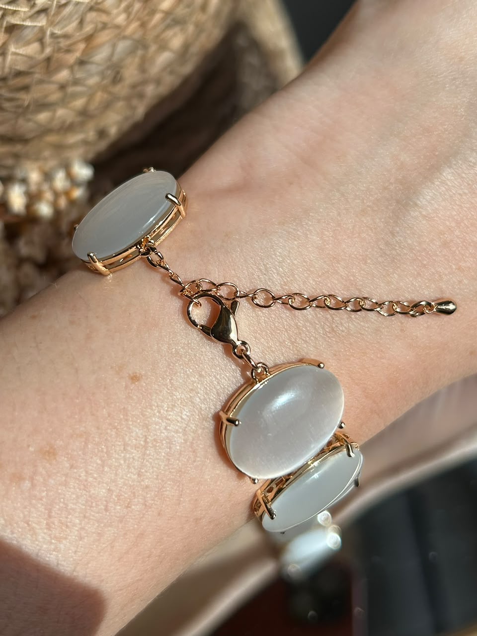 Pulseira Lyla Pedra Oval Olho de Gato