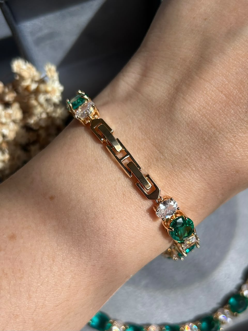 Pulseira Riviera Pedras Ovais Mesclado Turmalina Dourado