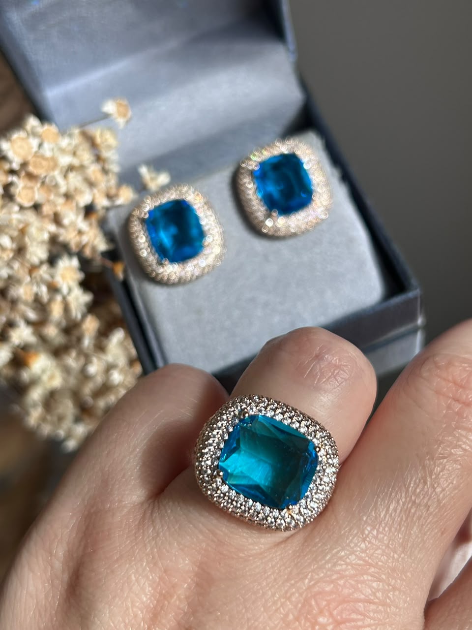 Conjunto Anel e Brinco Azul Topazio Retangular