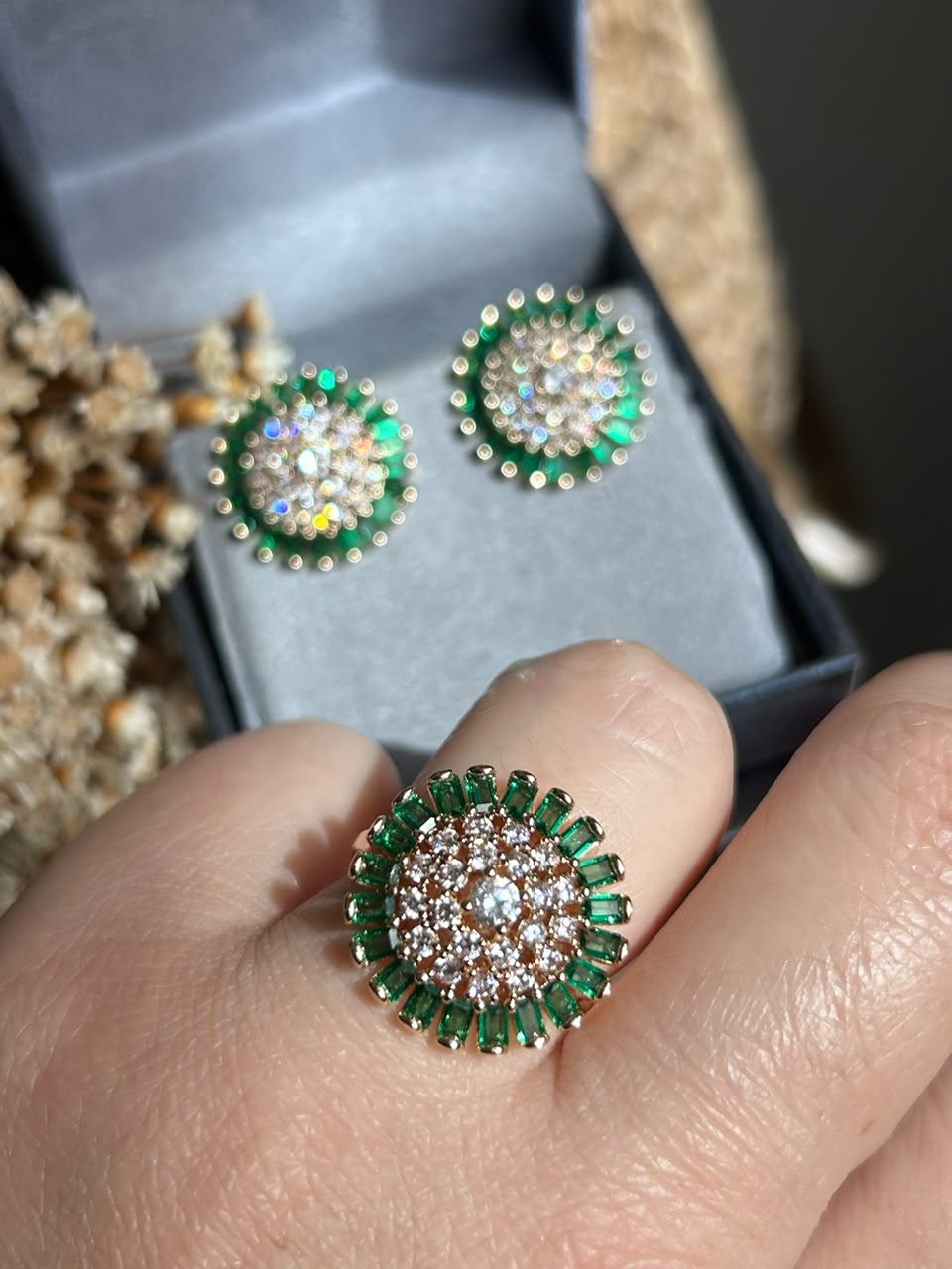 Conjunto Brinco e Anel Pizza Verde Esmeralda