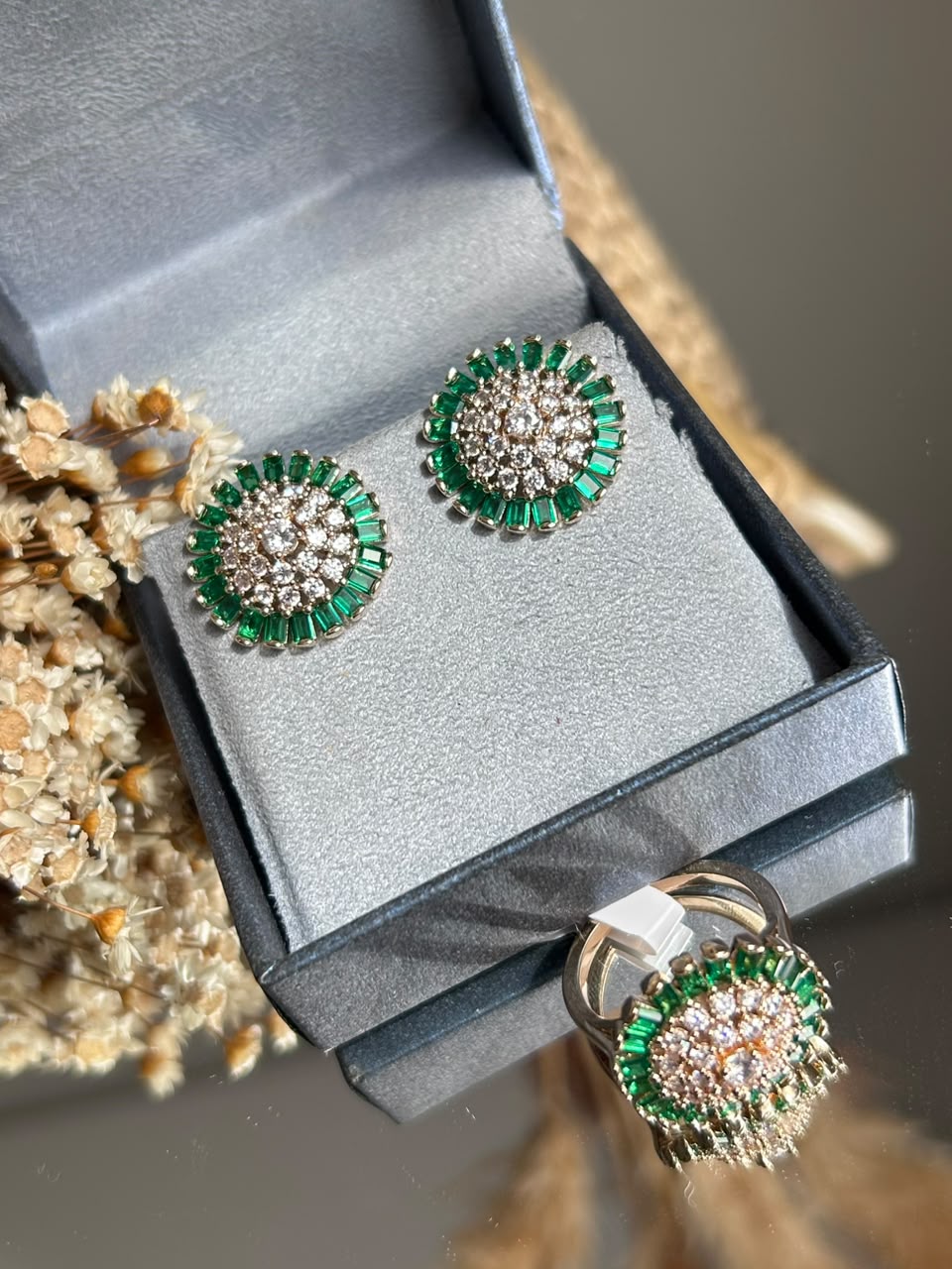 Conjunto Brinco e Anel Pizza Verde Esmeralda