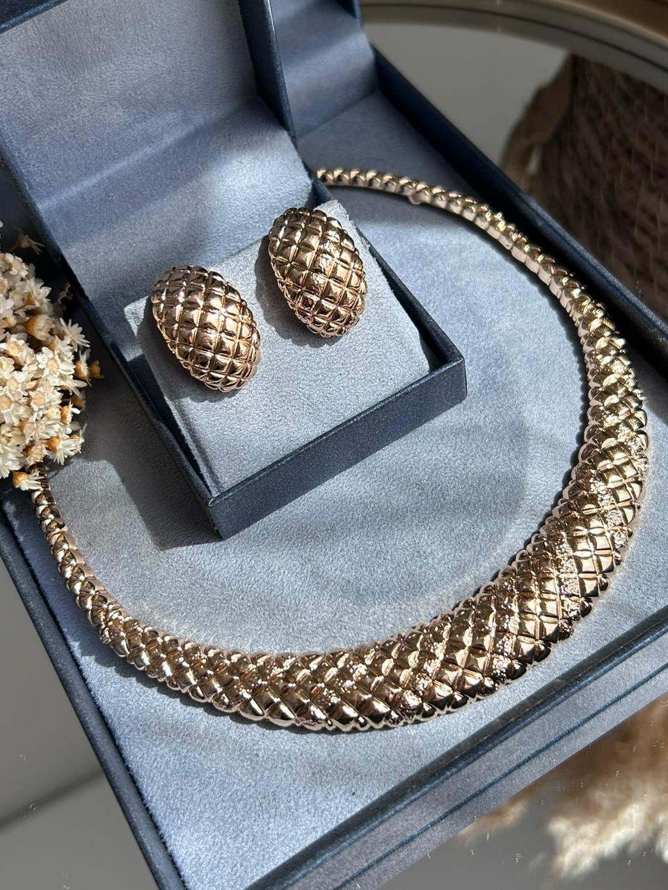 Conjunto Brinco e Colar Aro Texturizado
